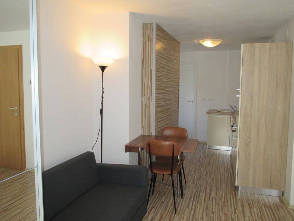 Apartamento Studio Brnat Kobarid Habitación foto